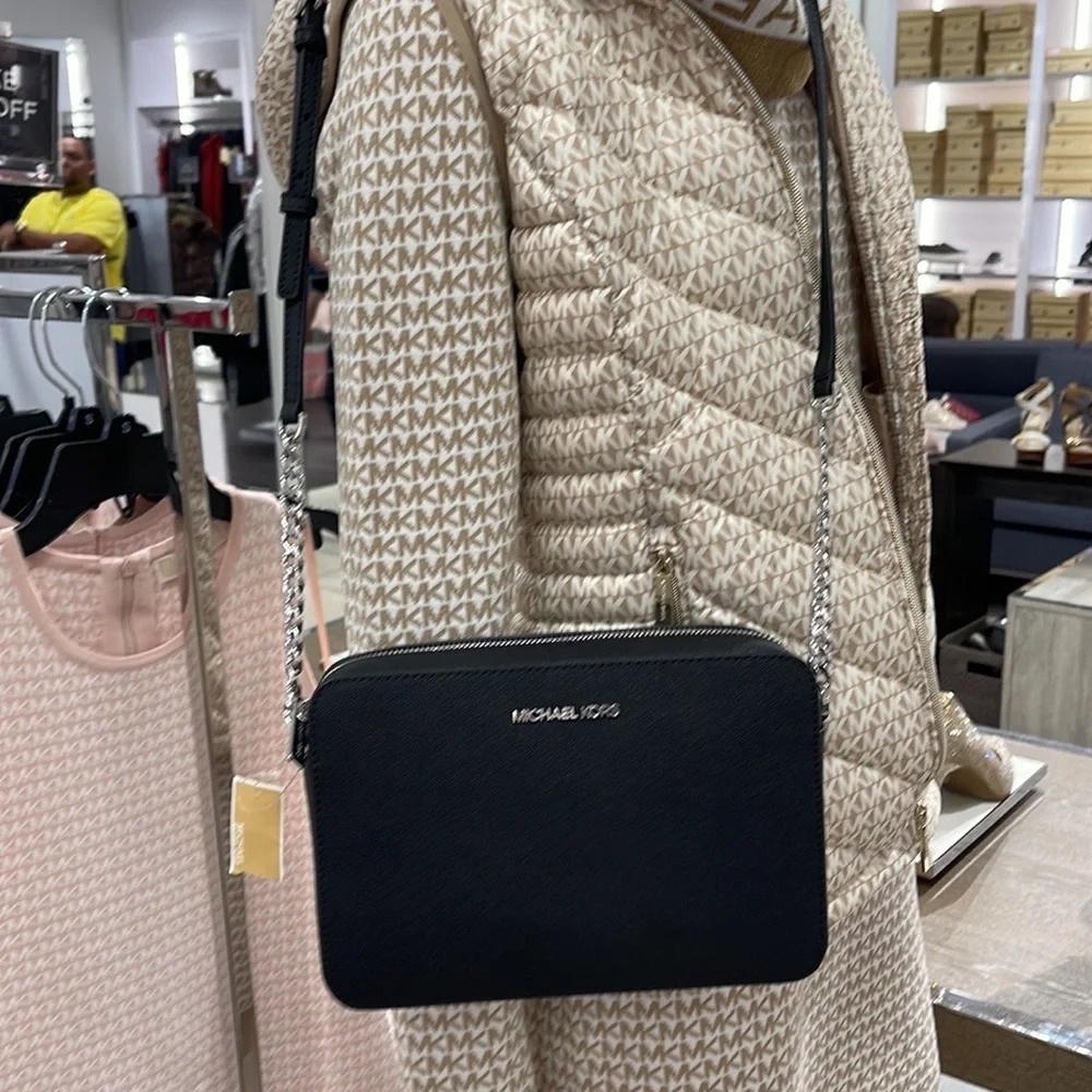 Michael Kors Jet Set Item Large East West Zip Crossbody Leather Black - Picture 11 of 16